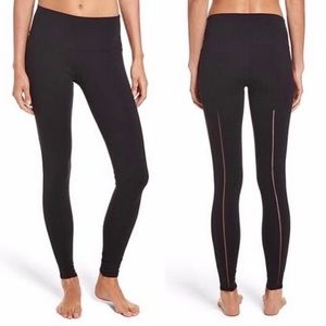 Alo Yoga Black Dash Seam High Rise Leggings